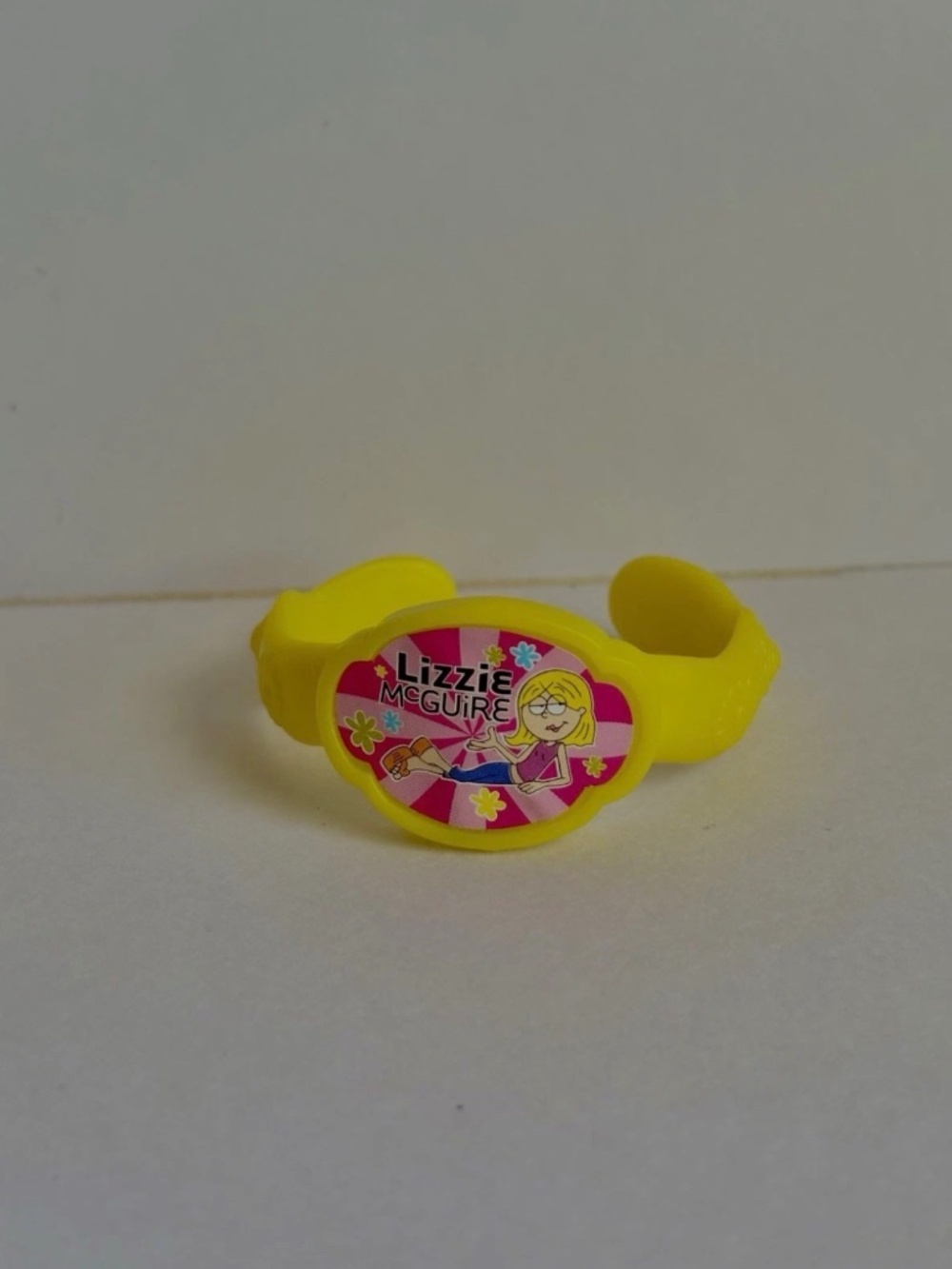 Lizzie McGuire Disney McDonalds Girls Bracelet Plastic Y2K Retro Early 2000s